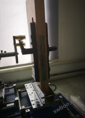 電梯層門閉鎖裝置試驗機(jī)